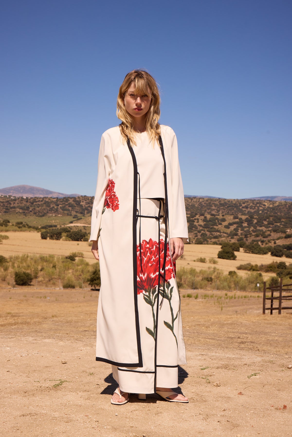 SOGNO KAFTAN - Kaftan print clavel posicional