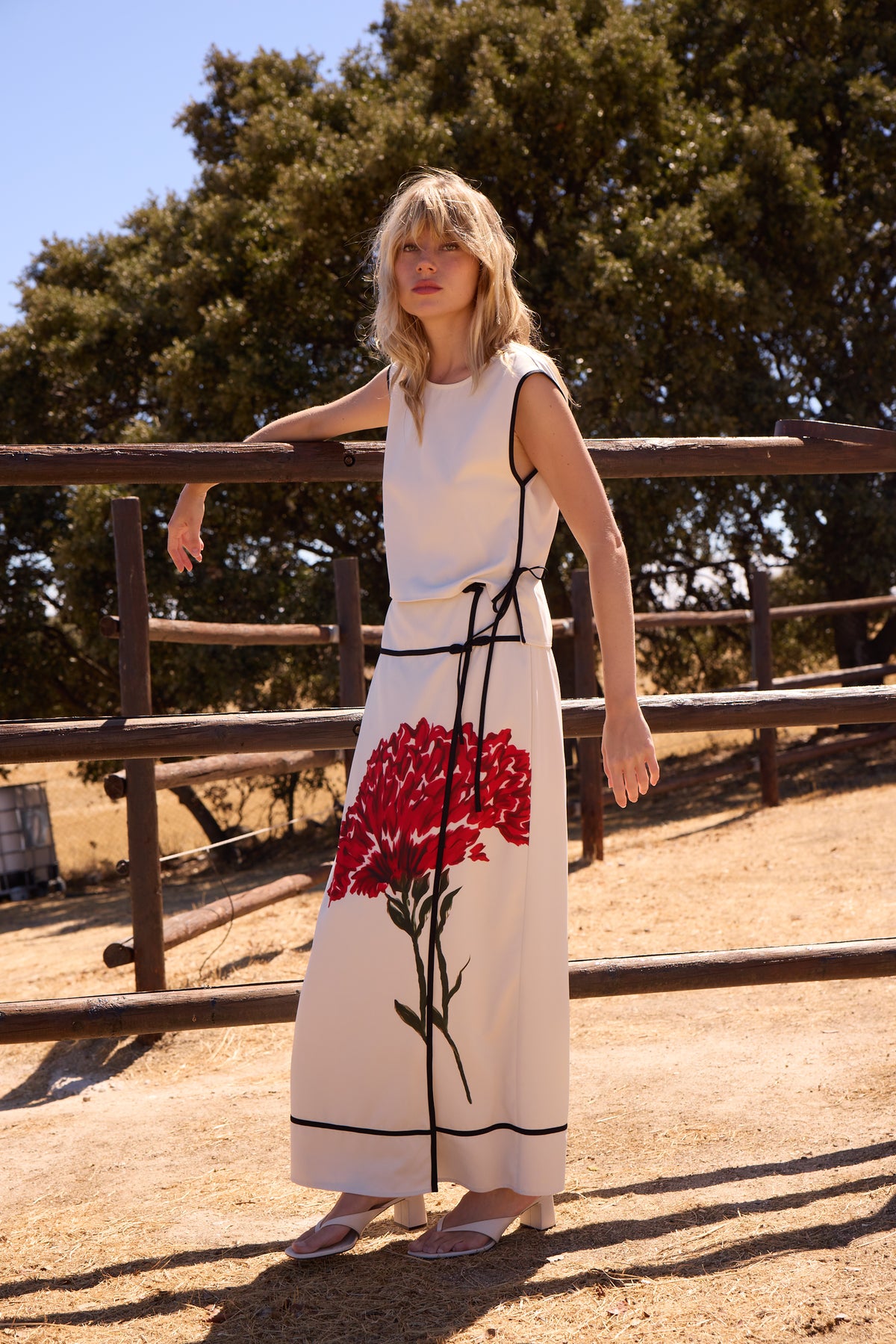 SOGNO SKIRT - Falda print clavel posicional