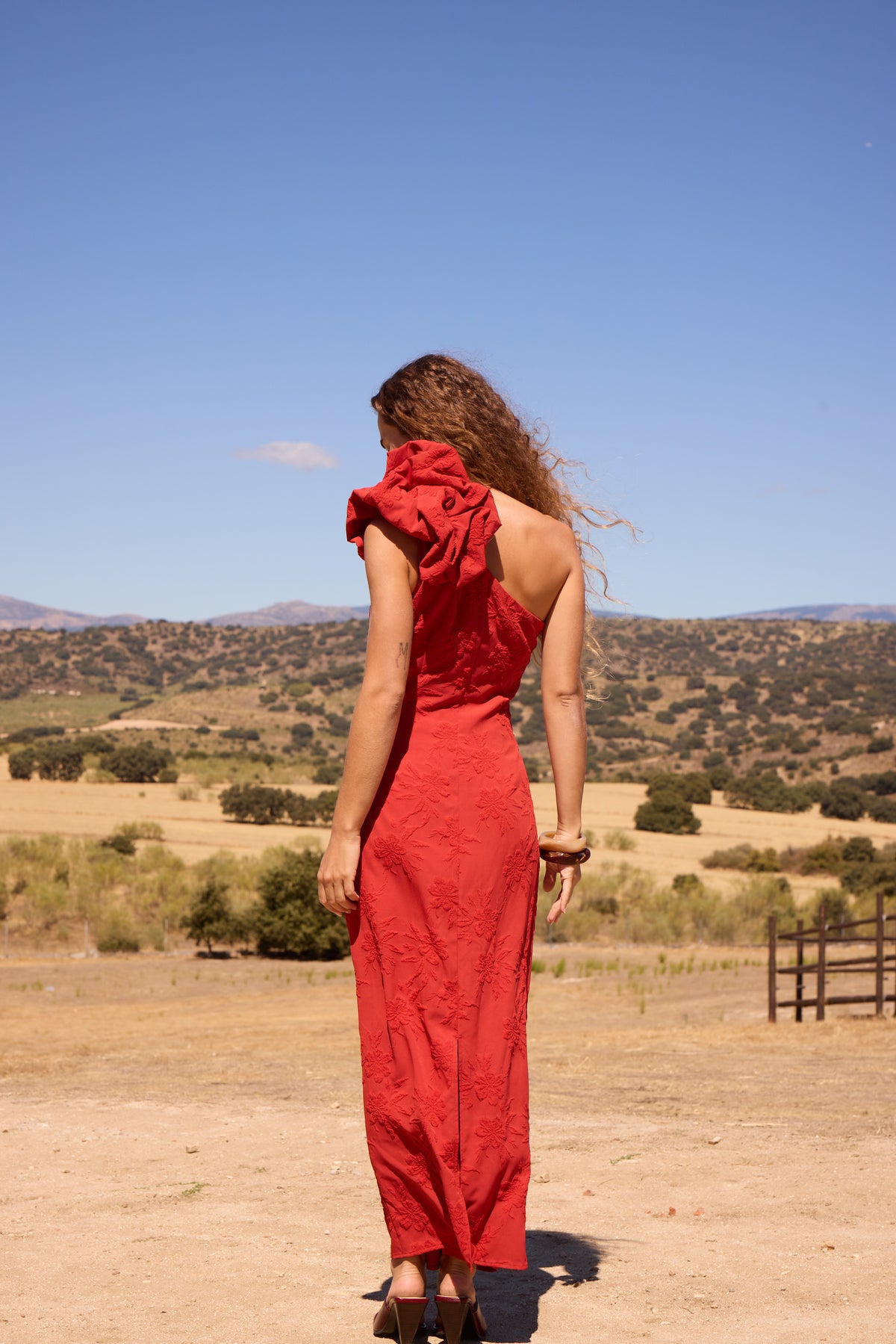 VALENTINA ORANGE - Vestido asimétrico jacquard detalle hombro