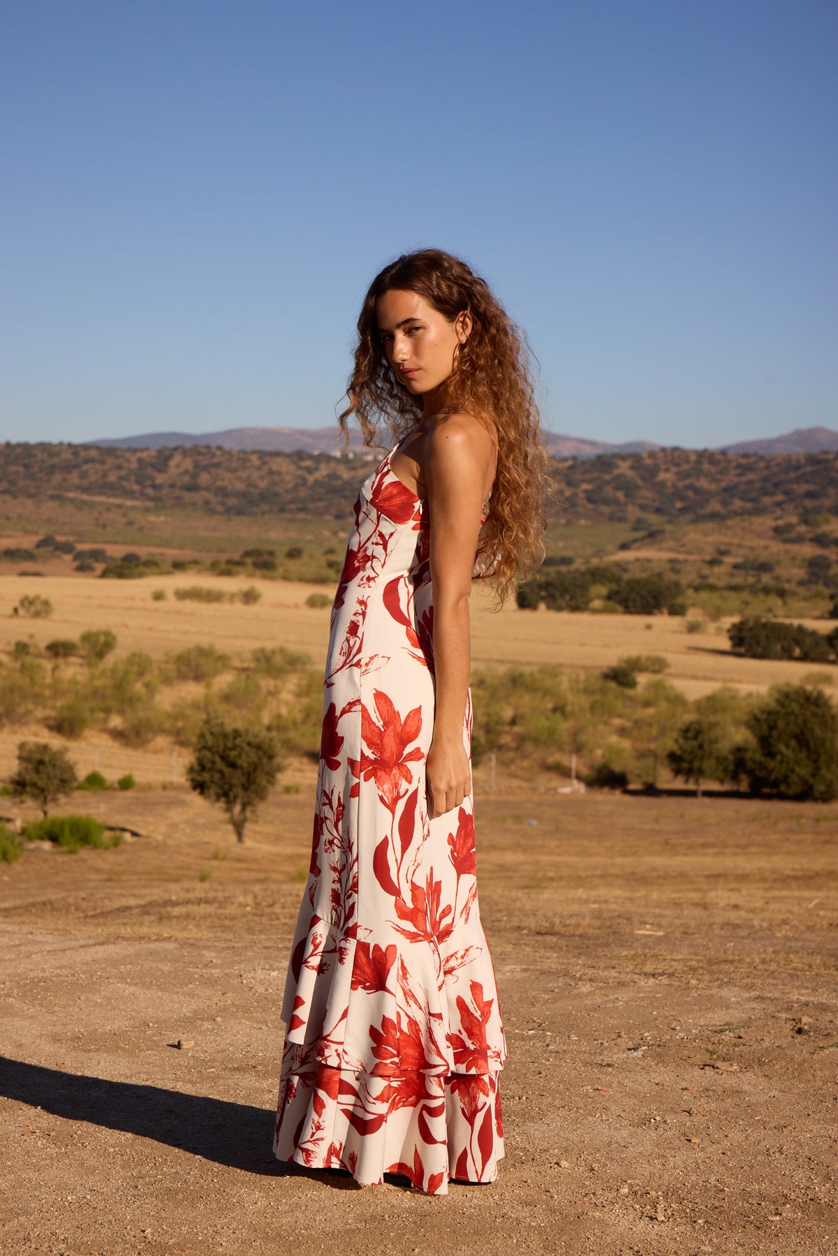 RENATA FLORES - Vestido asimétrico manga abullonada maxi flores