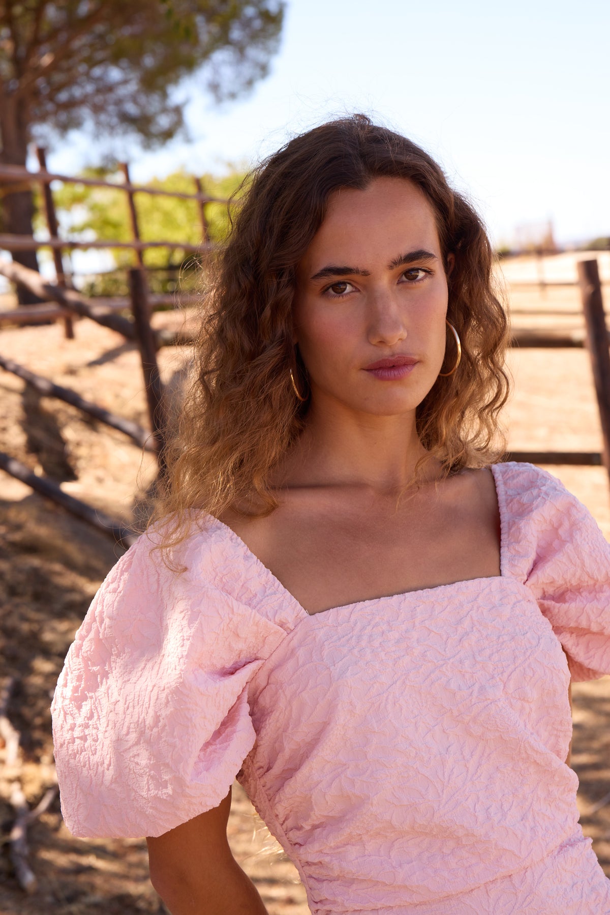 DONATELLA PINK - Vestido manga farol damasco rosa palo
