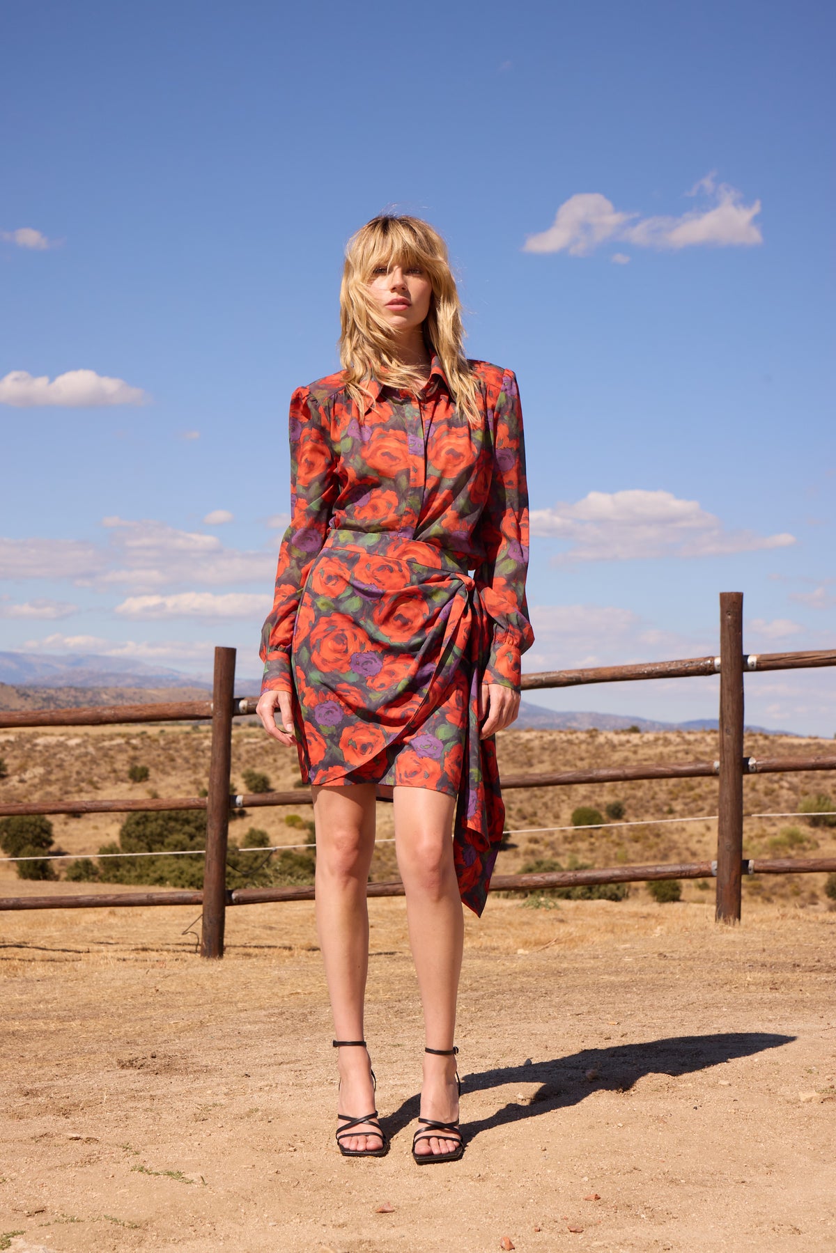 AMORE SKIRT - Falda print rosas