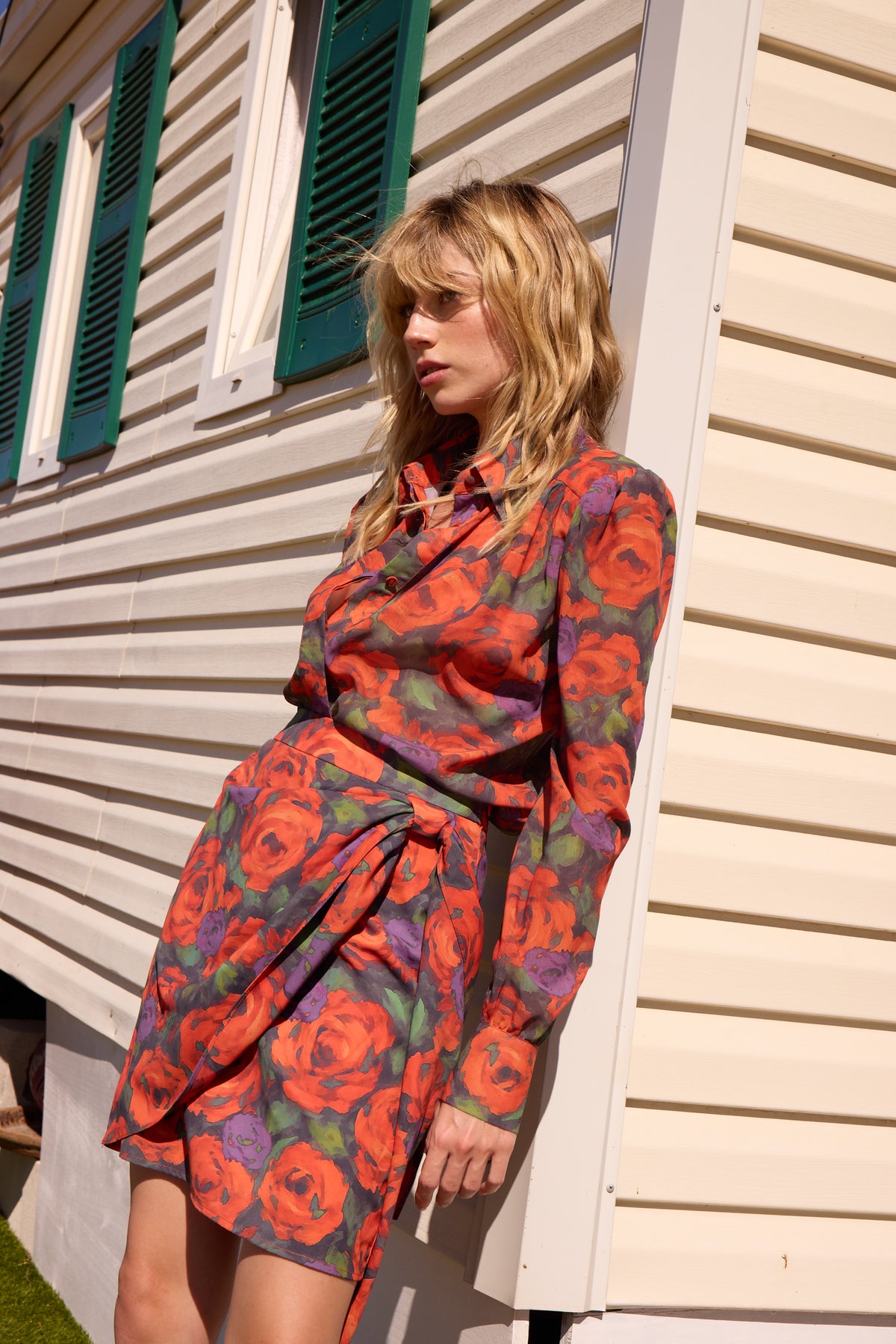 AMORE SKIRT - Falda print rosas