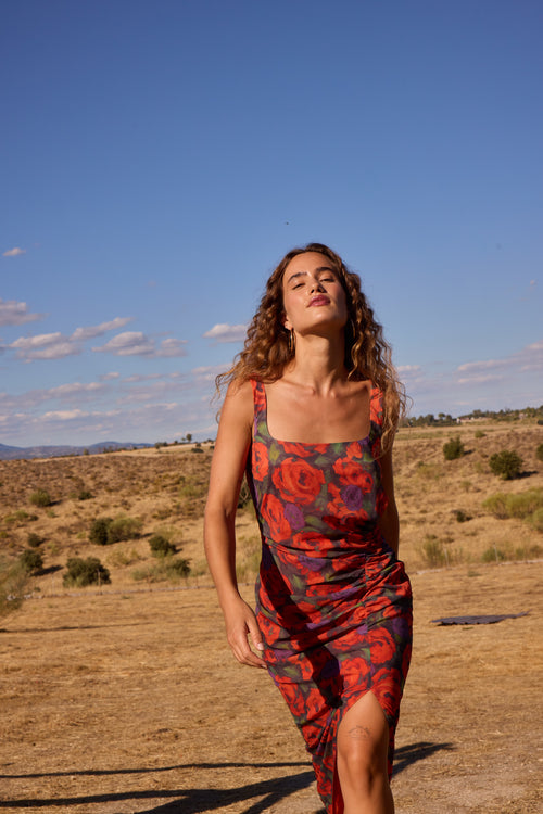 ALLEGRA ROSES - Vestido floral de gasa escote cuadrado