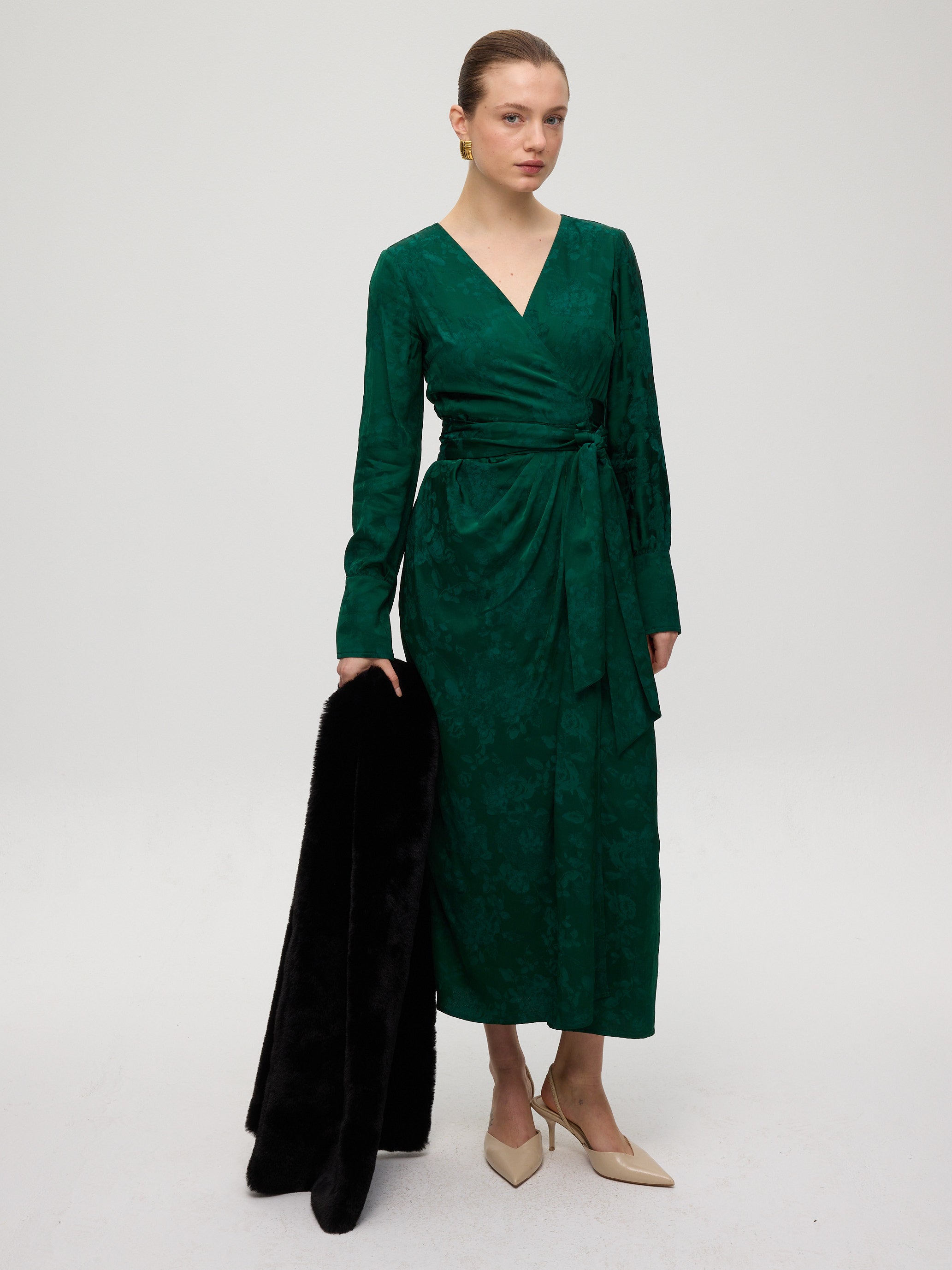 CROWD BLACK - Estola faux fur negra