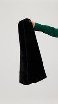 CROWD BLACK - Estola faux fur negra