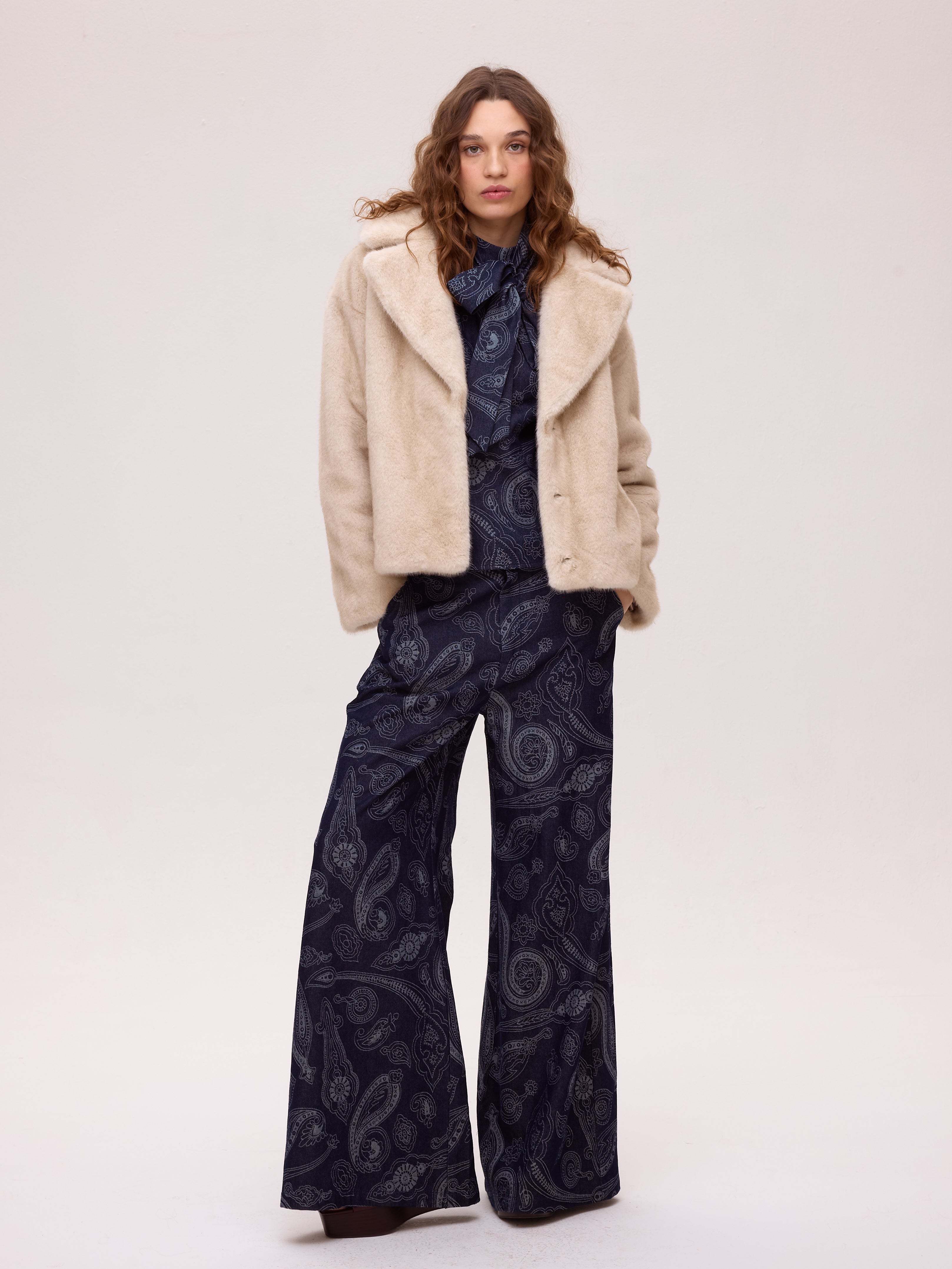 FREEWAY ECRU - Chaquetón corto faux fur ecru