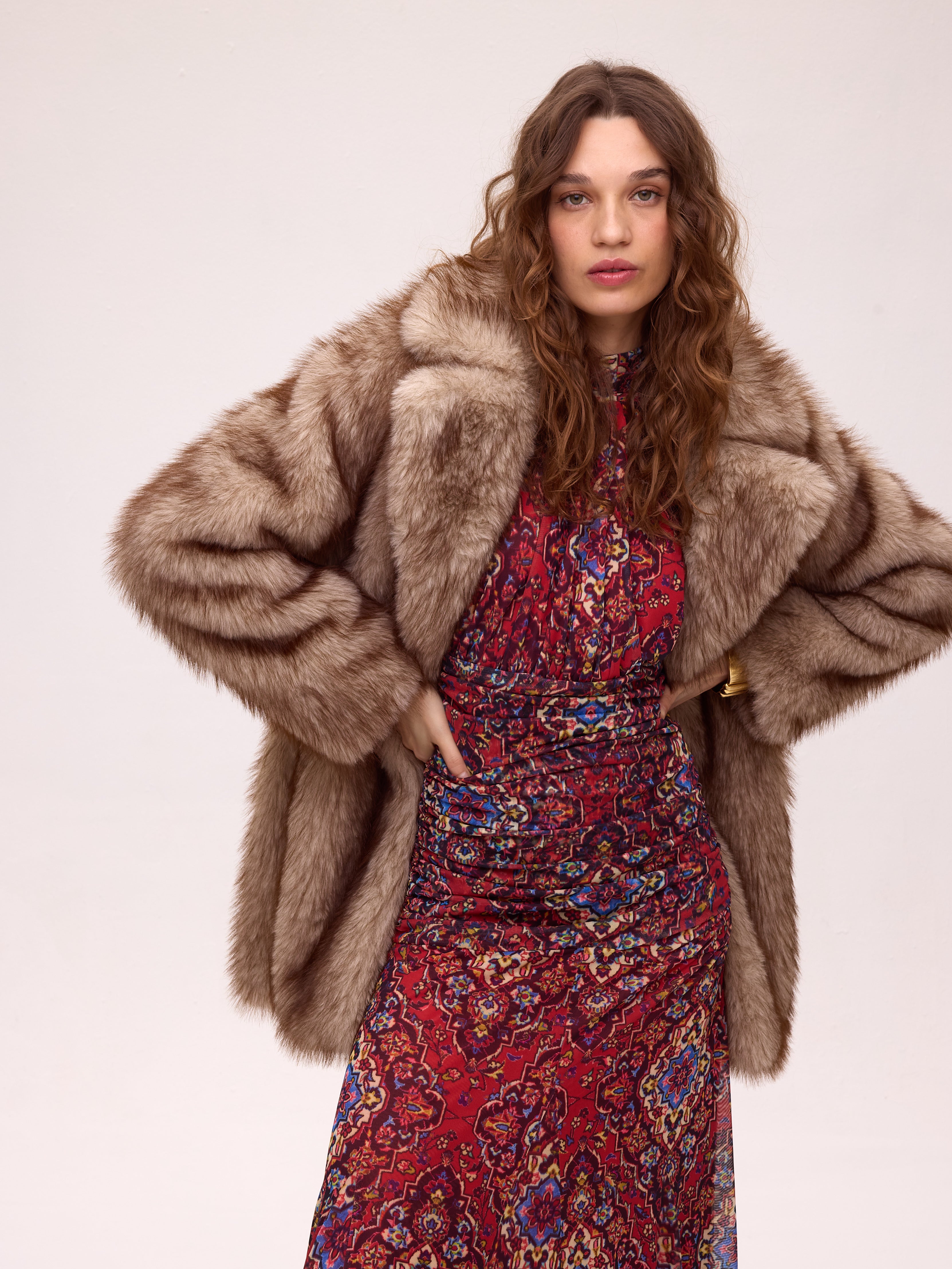 WORLD RAW - Abrigo faux fur - Color natural