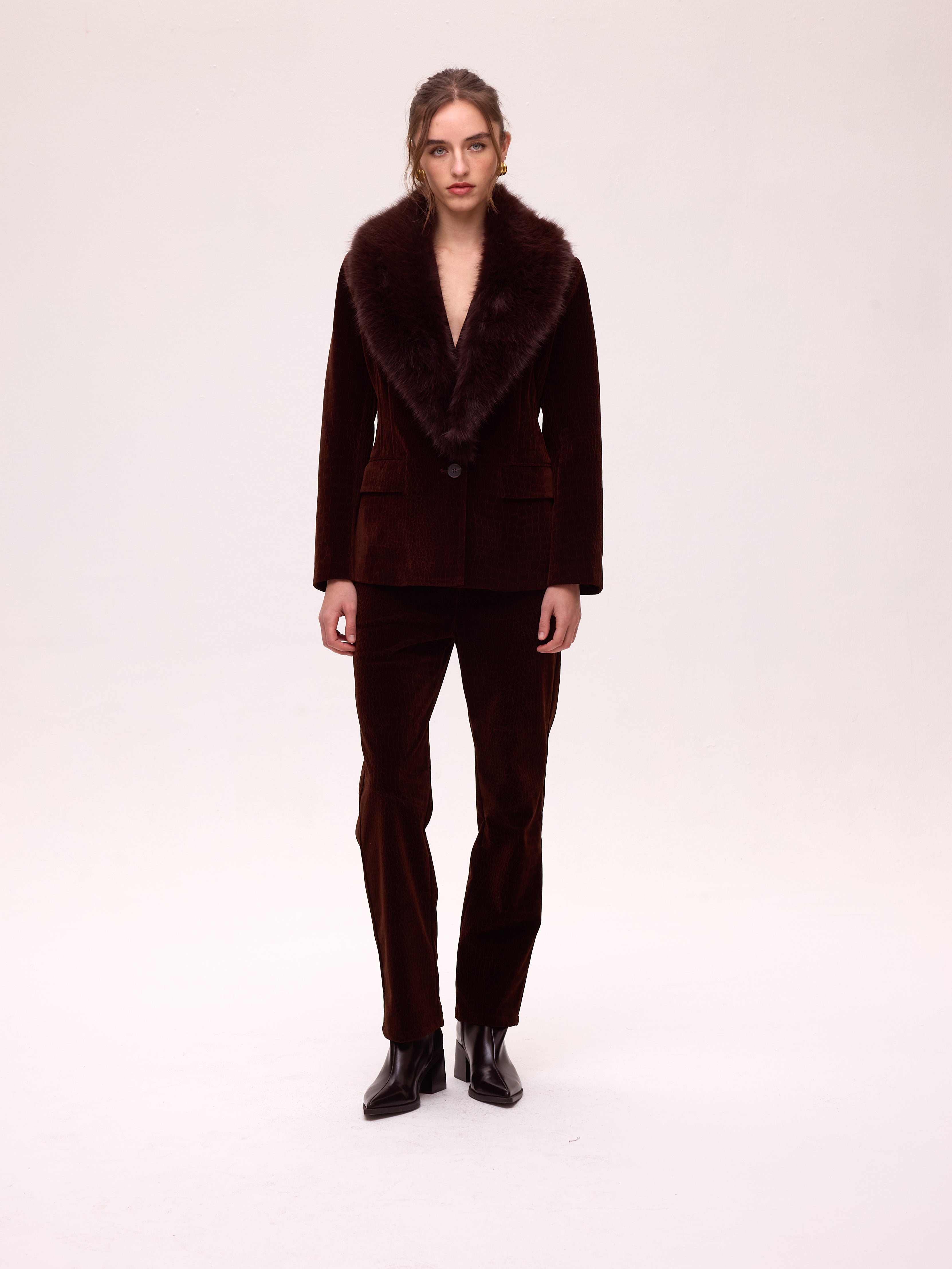 NIMBUS DARK - Pantalón terciopelo cocodrilo marrón