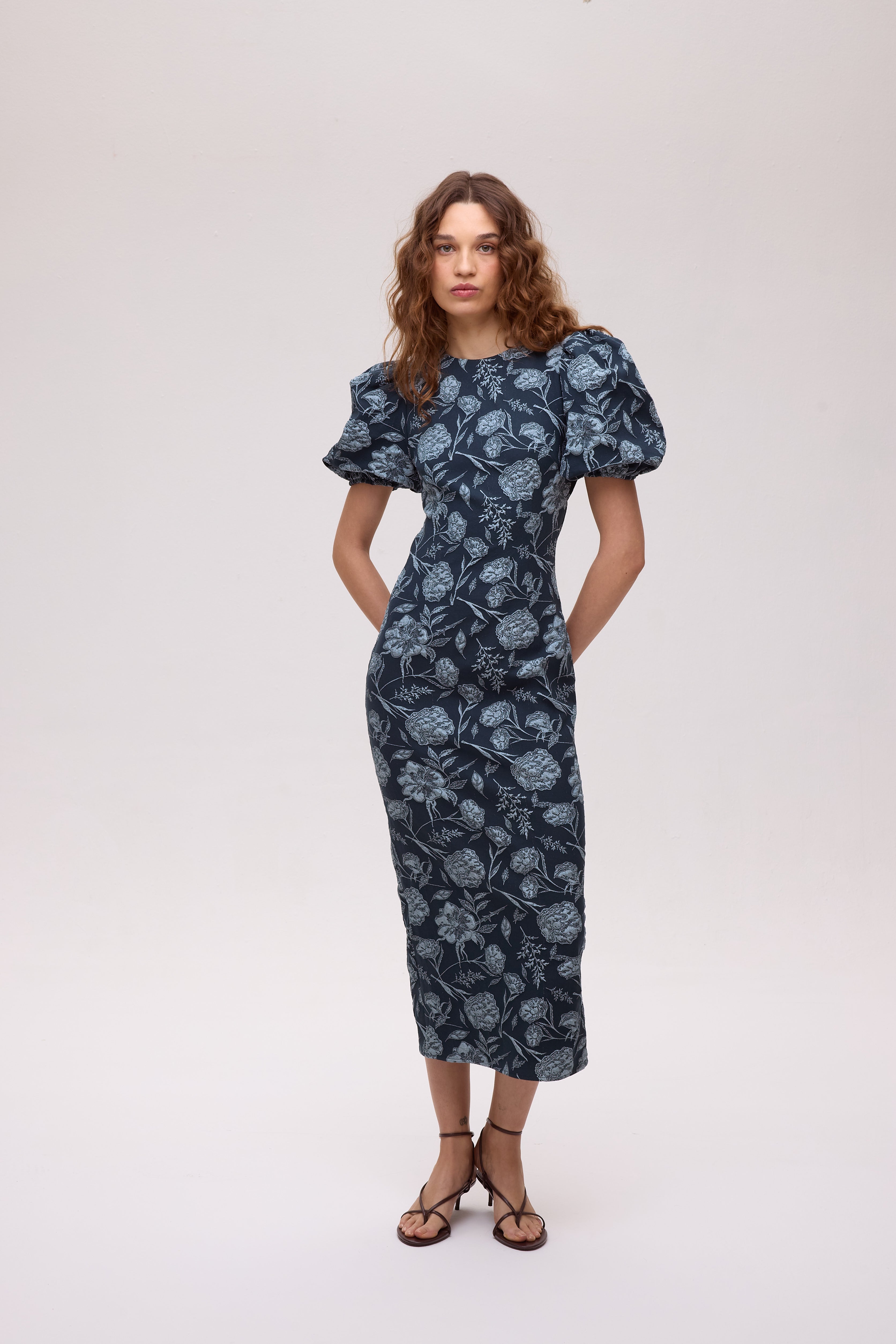 FIORE TEAL - Vestido brocado flores escote espalda