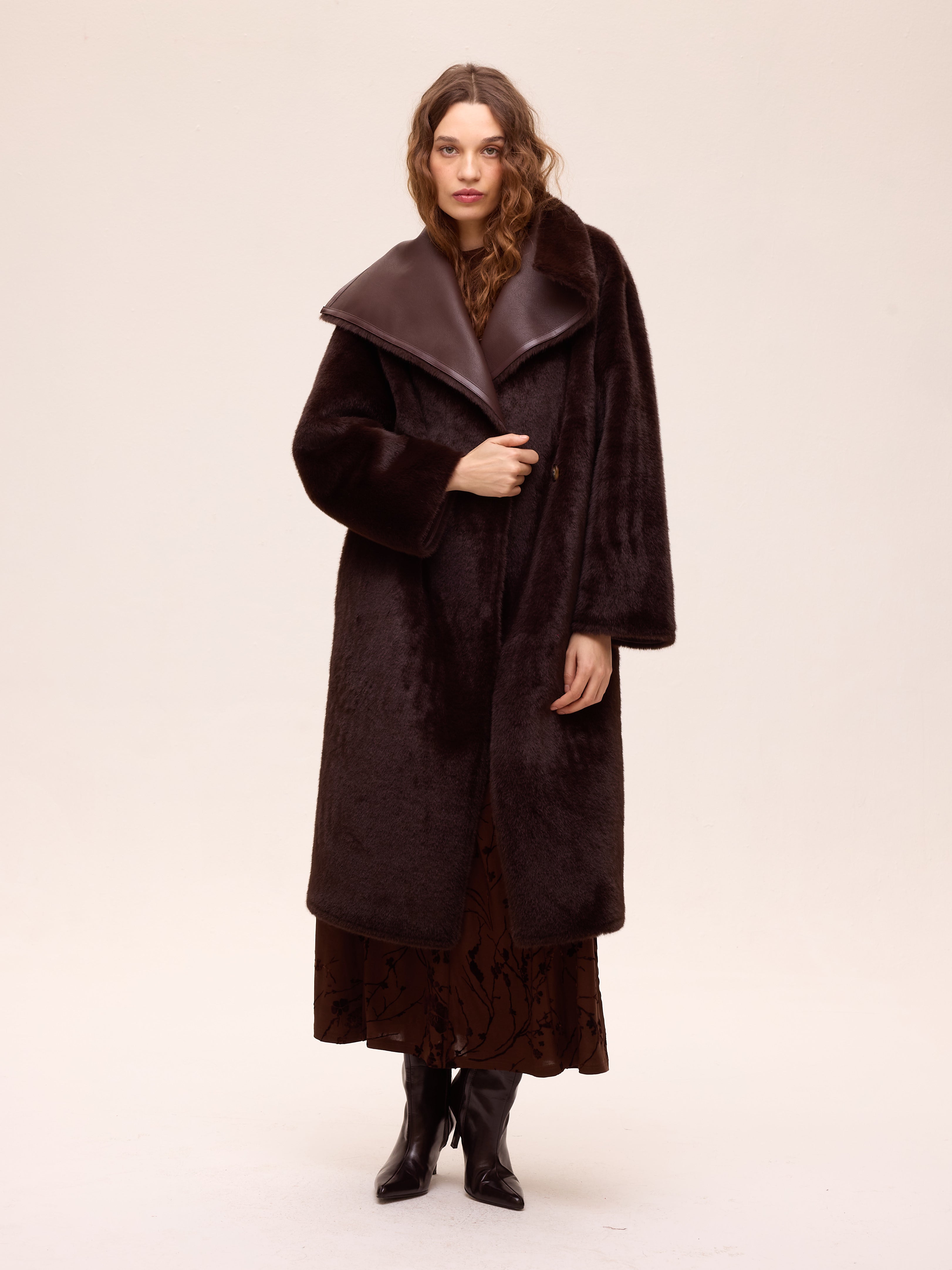 FACTORY LEATHER - Abrigo largo reversible ecopiel - Marrón