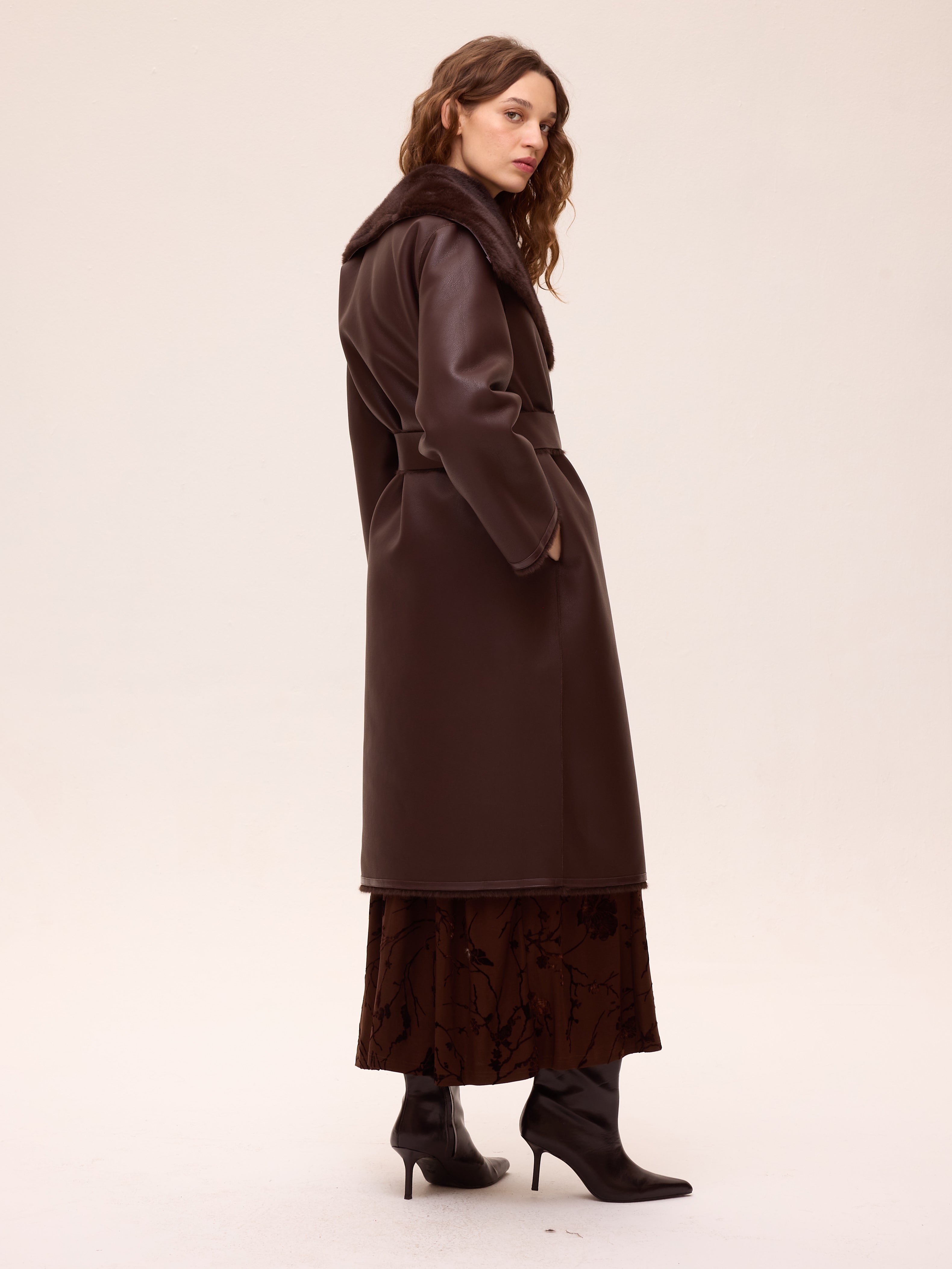 FACTORY LEATHER - Abrigo largo reversible ecopiel - Marrón