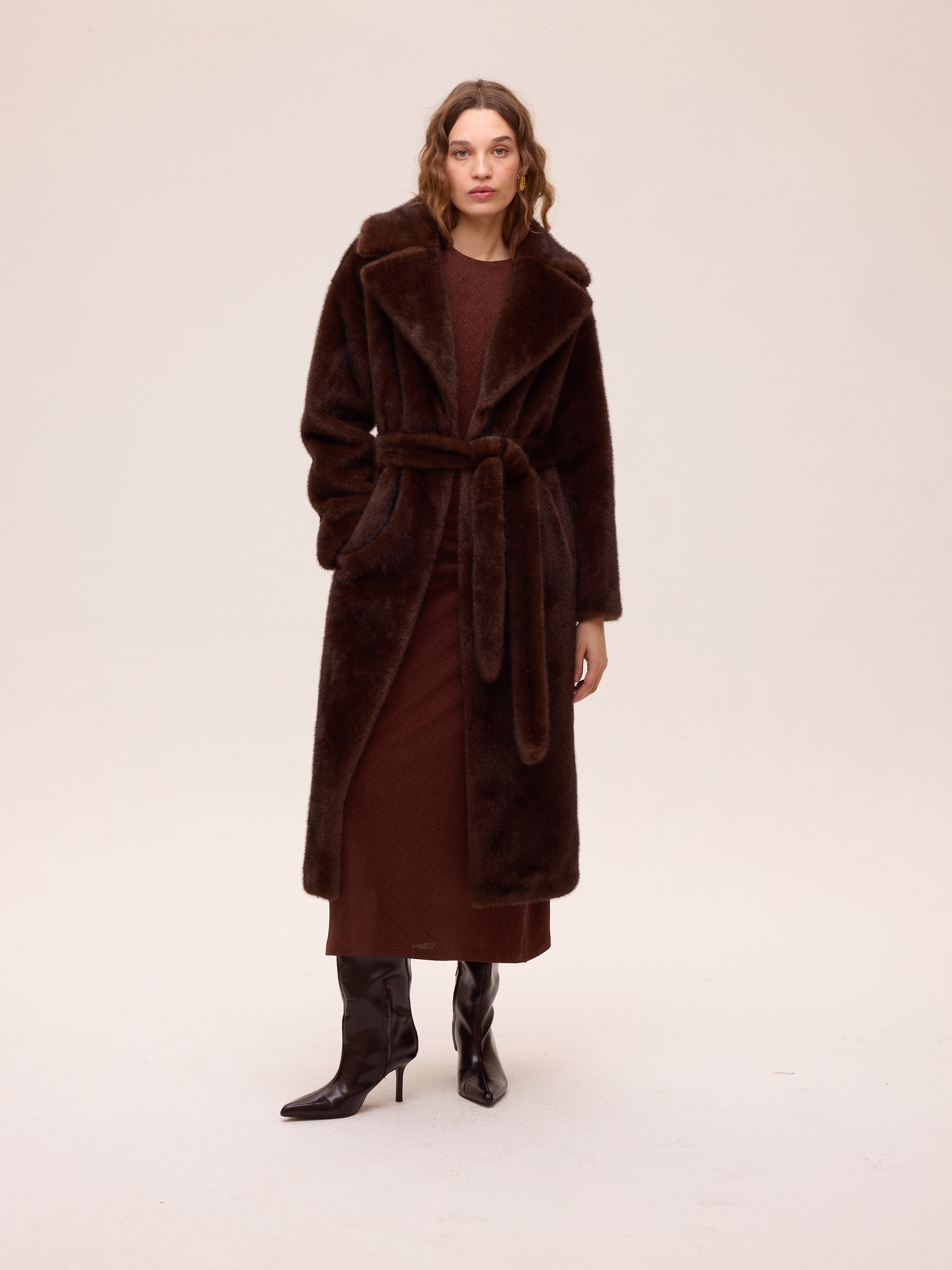 ART BROWN - Abrigo efecto visón marrón