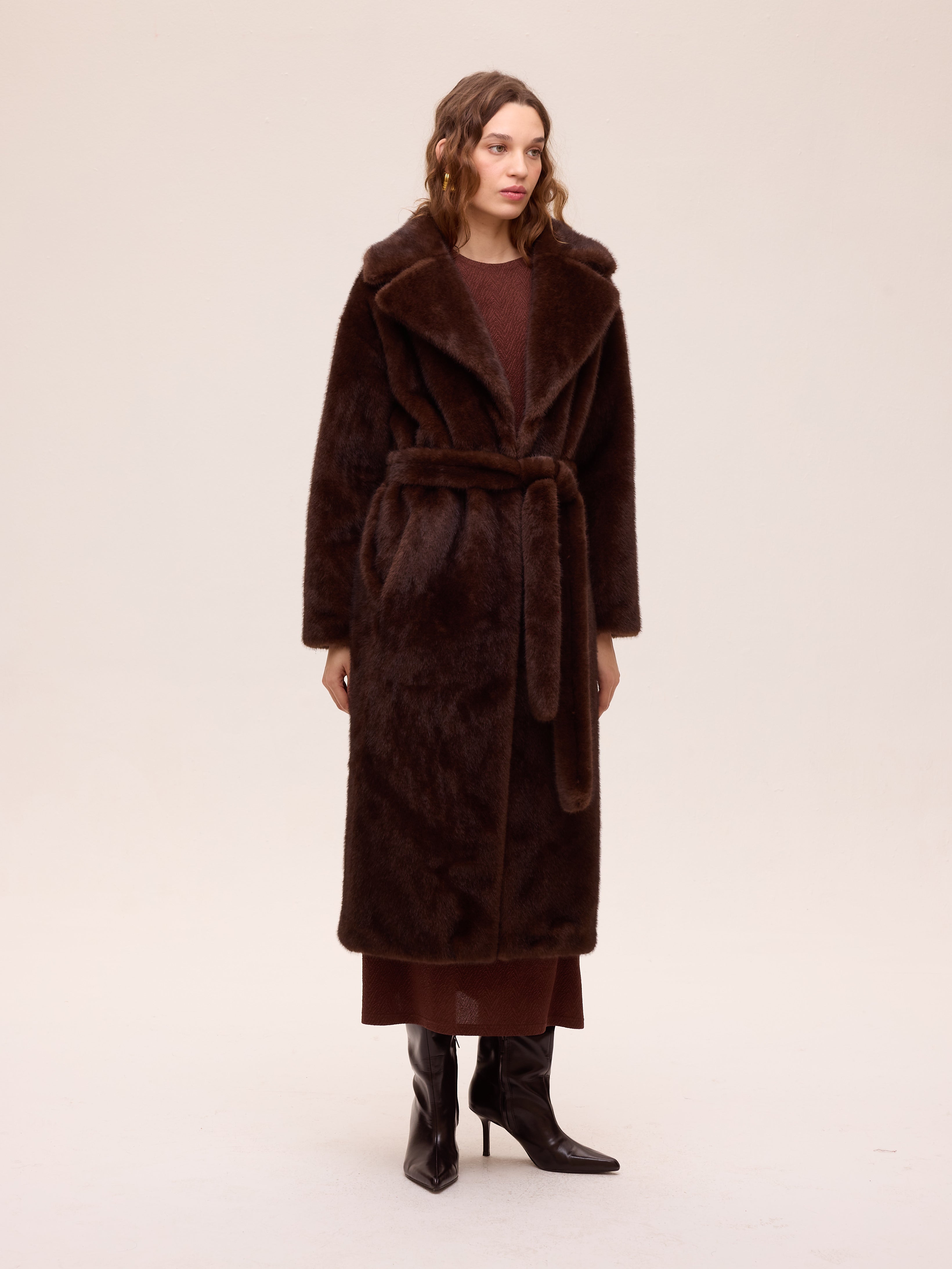 ART BROWN - Abrigo efecto visón marrón