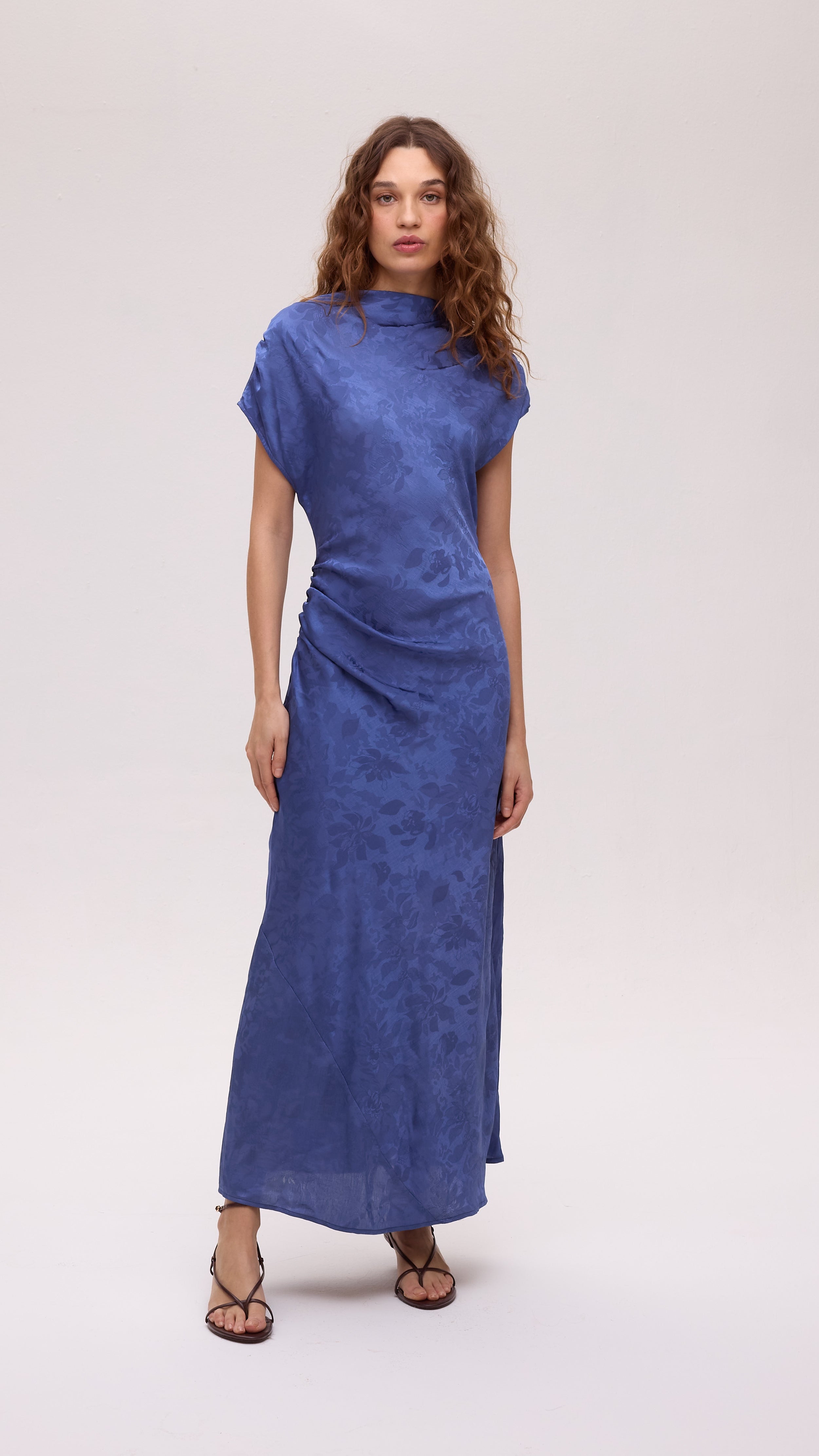 ETOILE BLUE - Vestido largo tejido jacquard azul