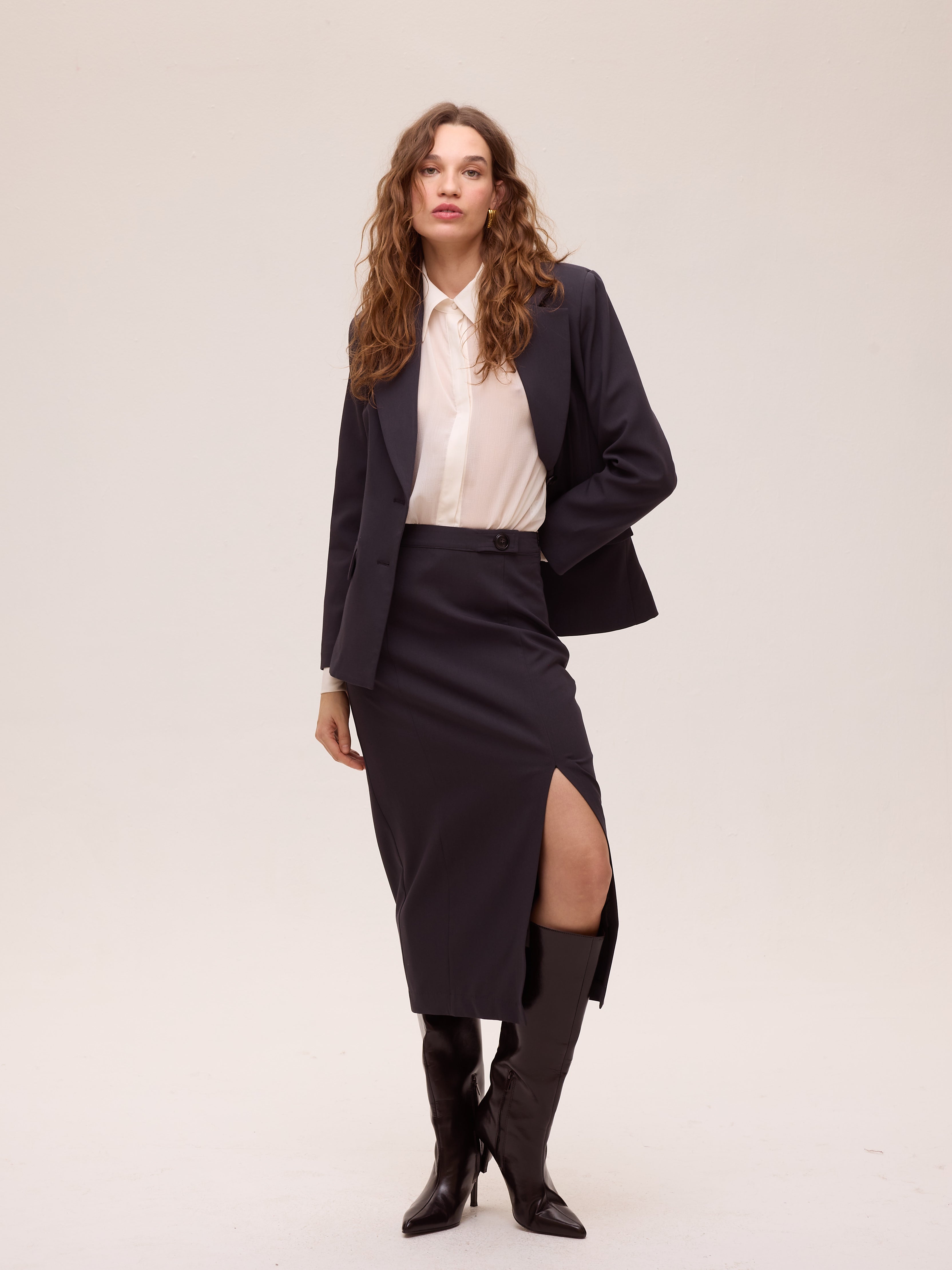 STORM GREY - Falda lápiz abertura frontal color gris