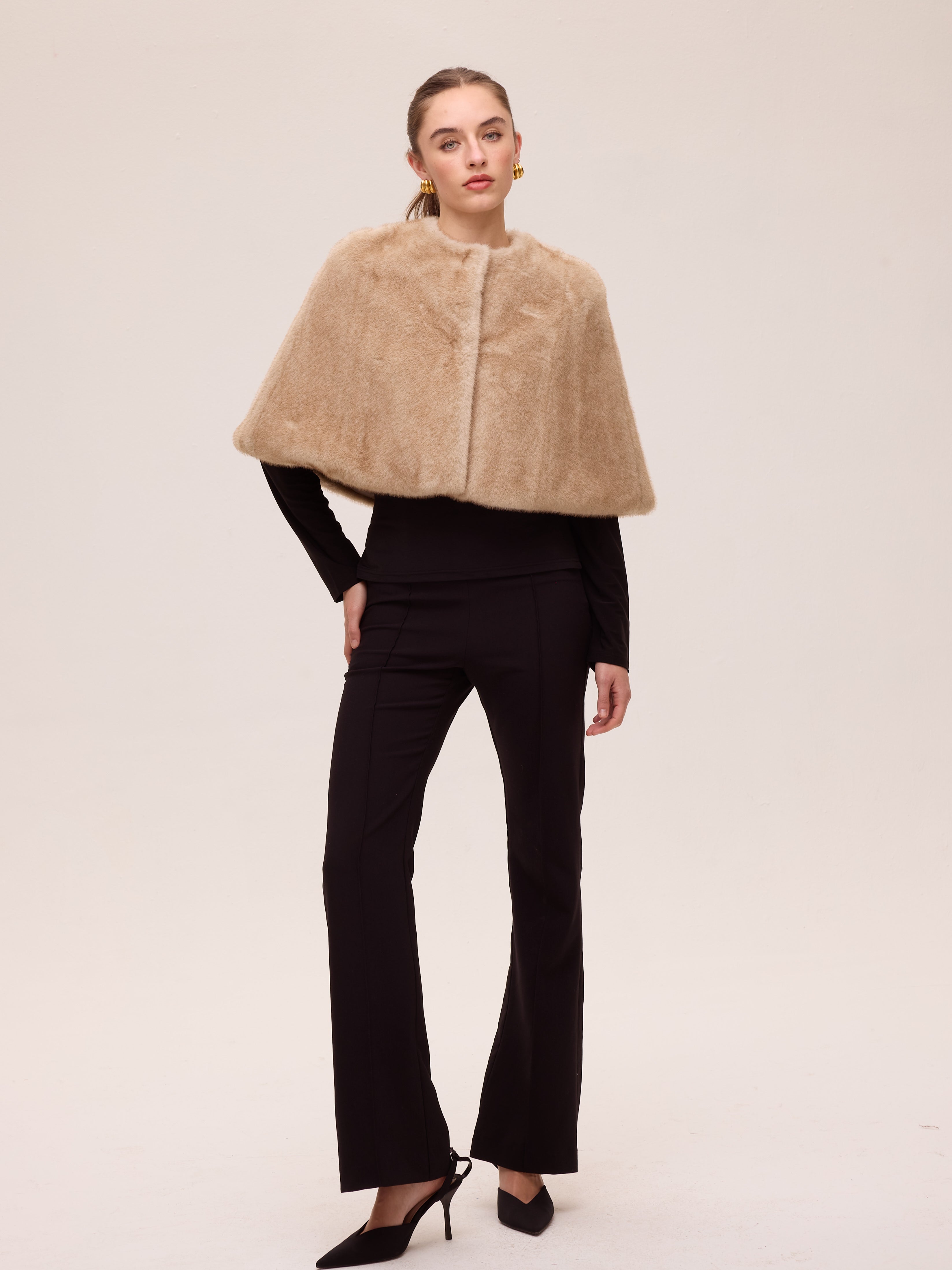 CINEMA ECRU - Capa pelo faux fur ecru