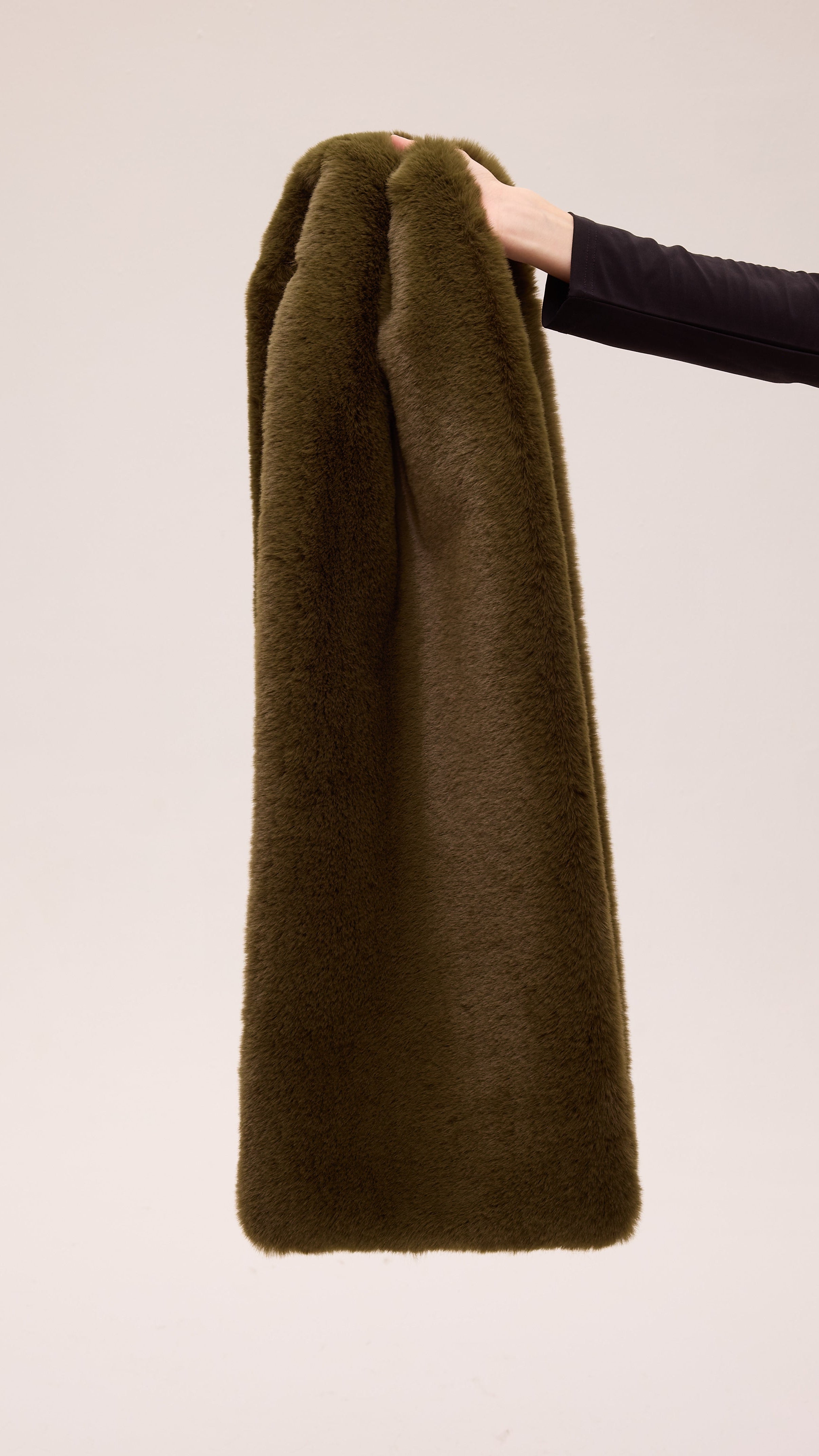 CROWD MOSS - Bufanda faux fur - Verde musgo