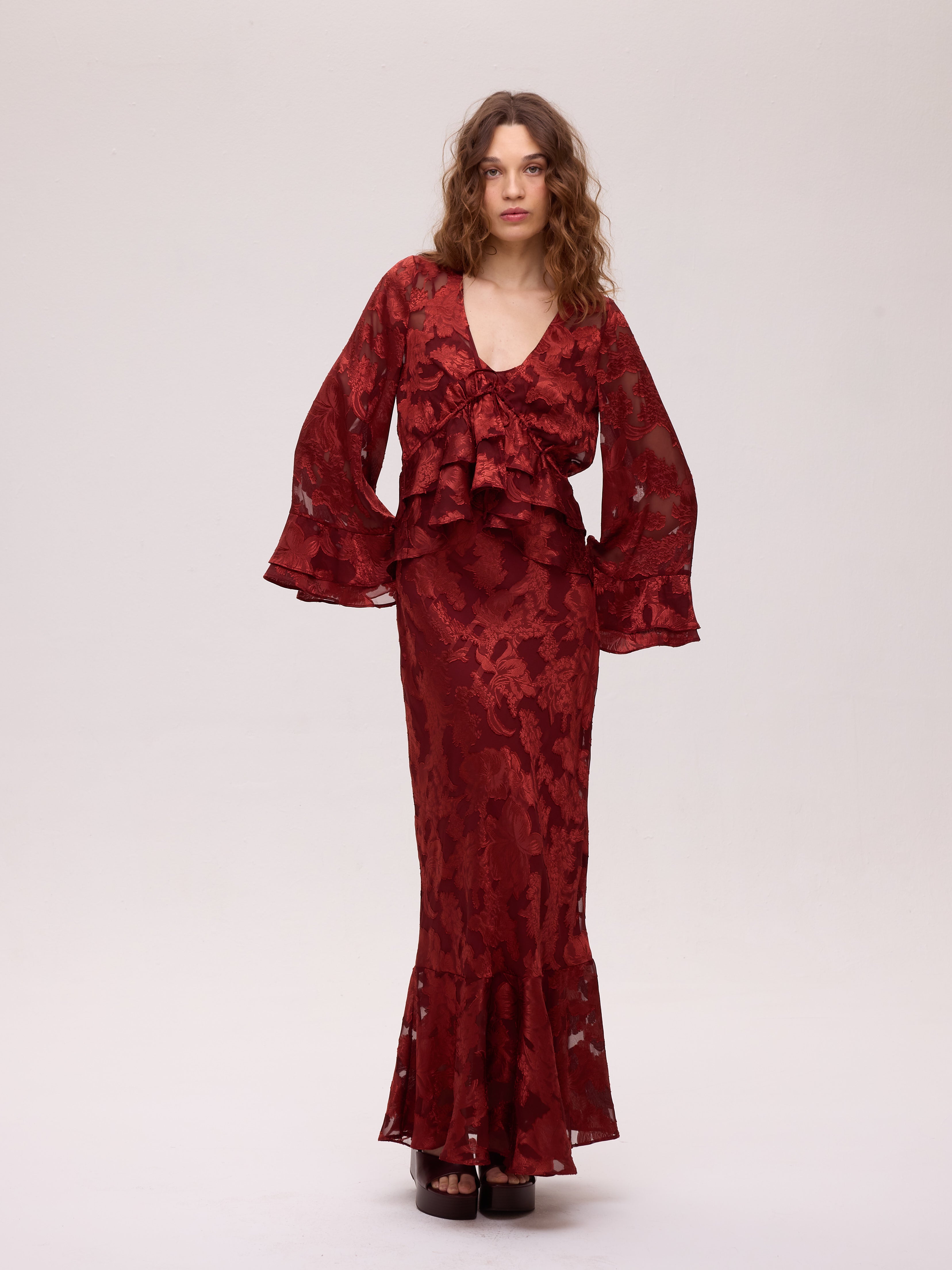 GRAZIA WINE TOP - Top jacquard volantes manga larga