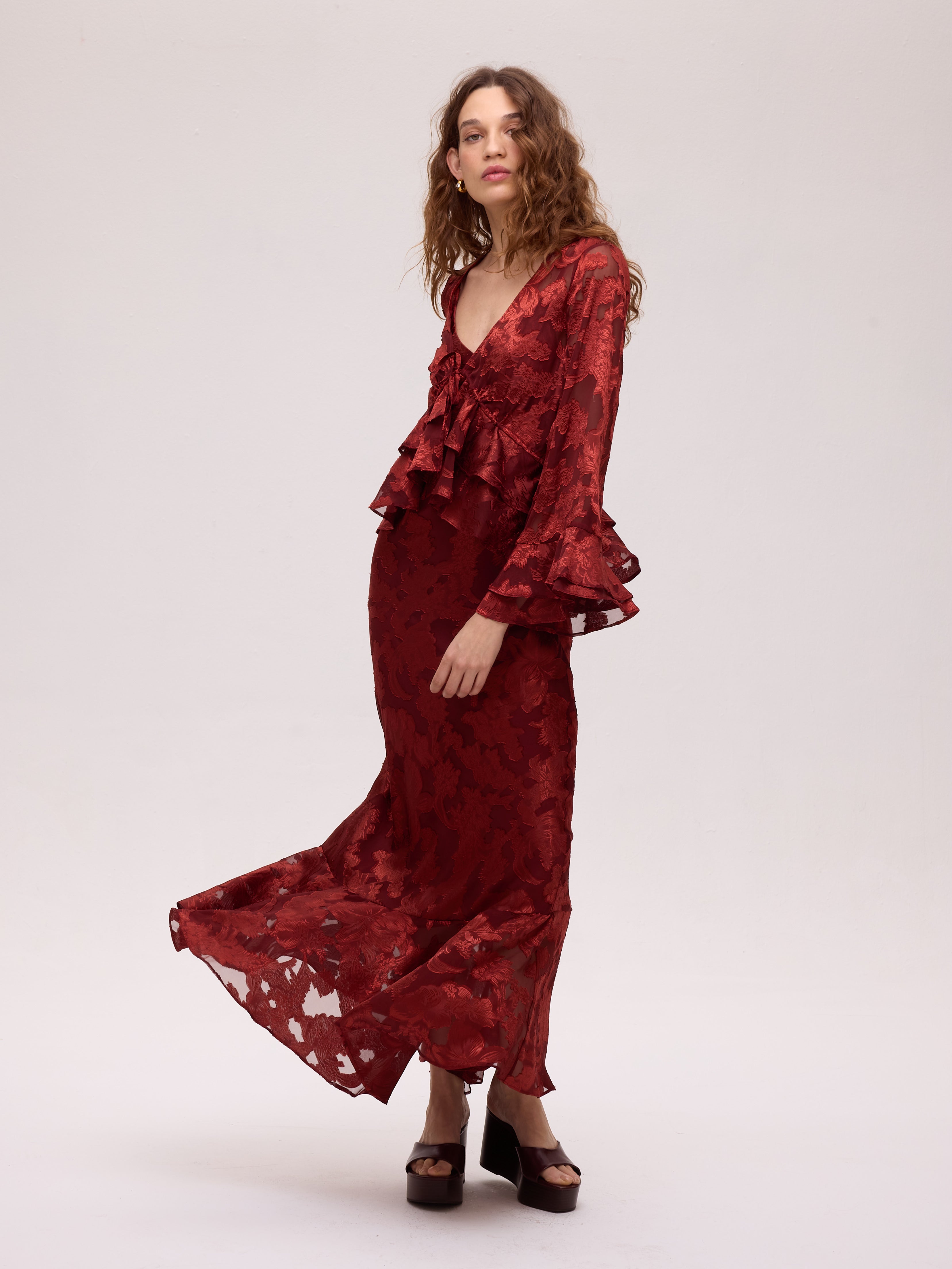 GRAZIA WINE TOP - Long-sleeved ruffled jacquard top