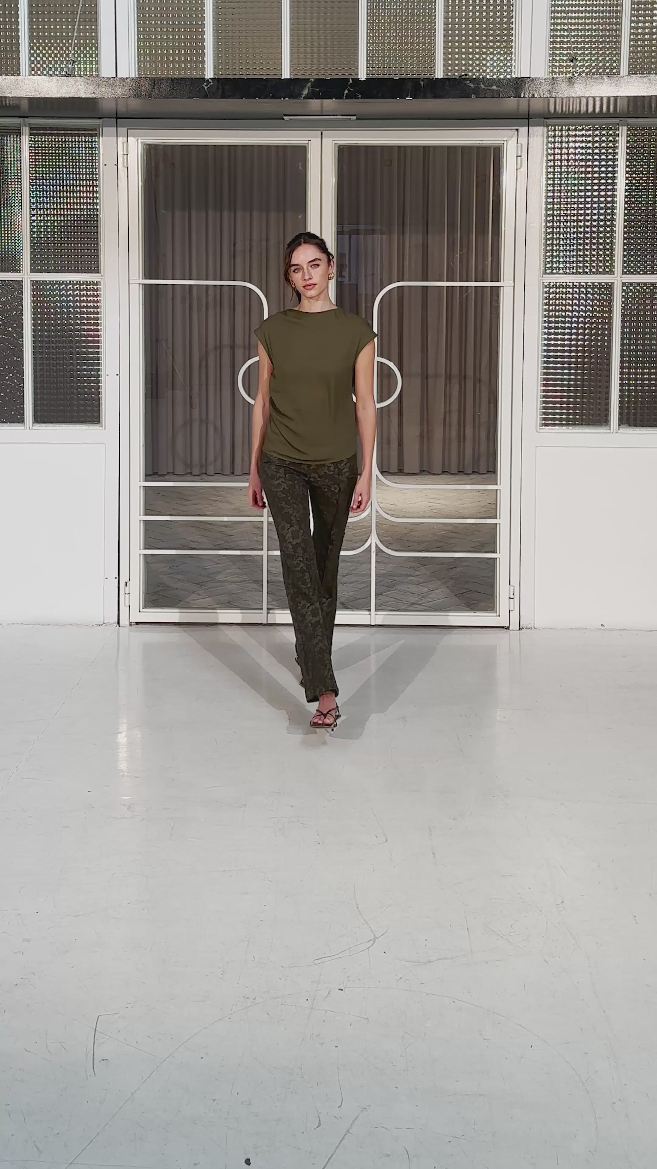 VIENTO GREEN SET - Conjunto americana y pantalón brocado flores