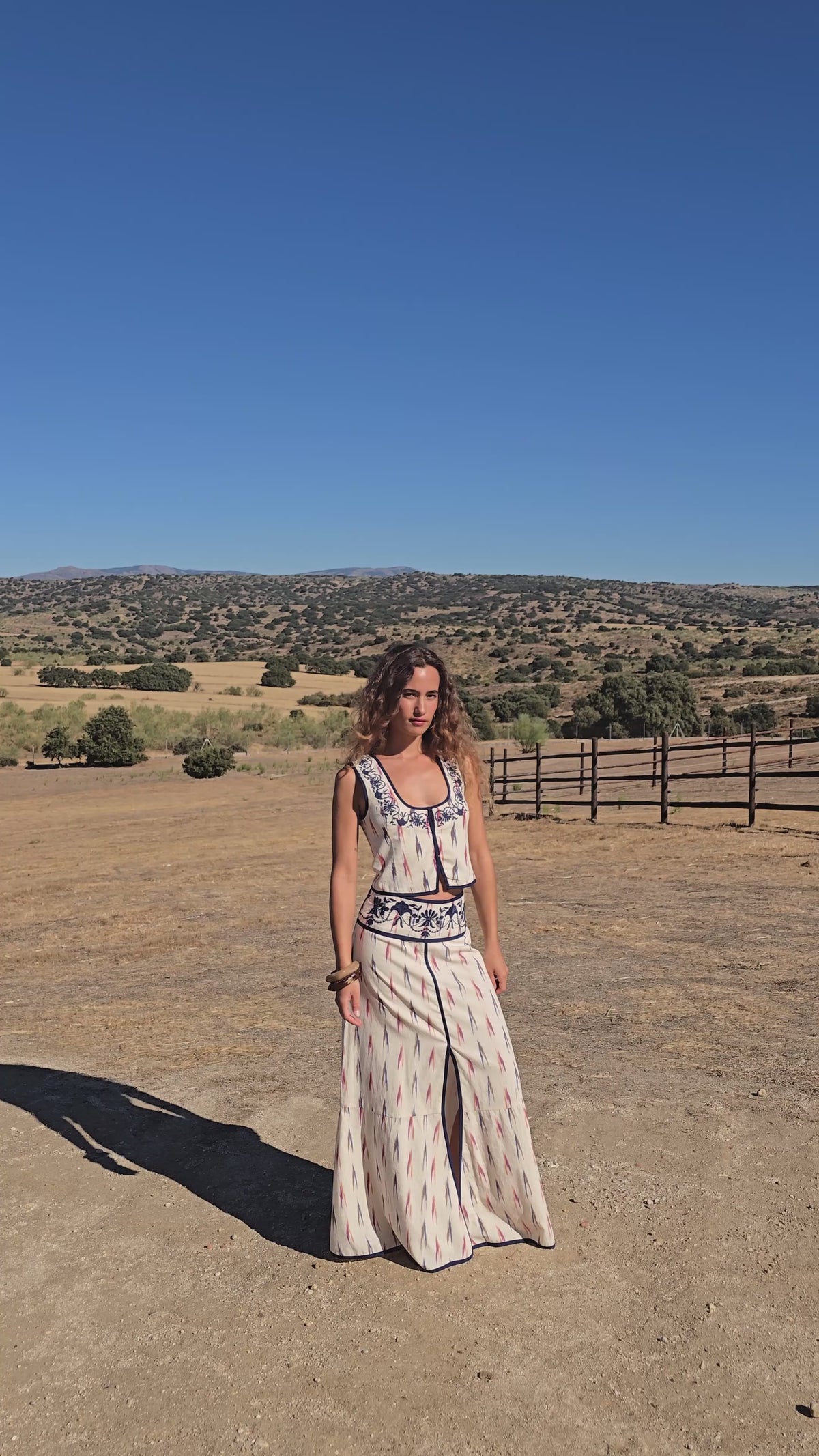 SOSPIRI IKAT - Conjunto print detalle bordado