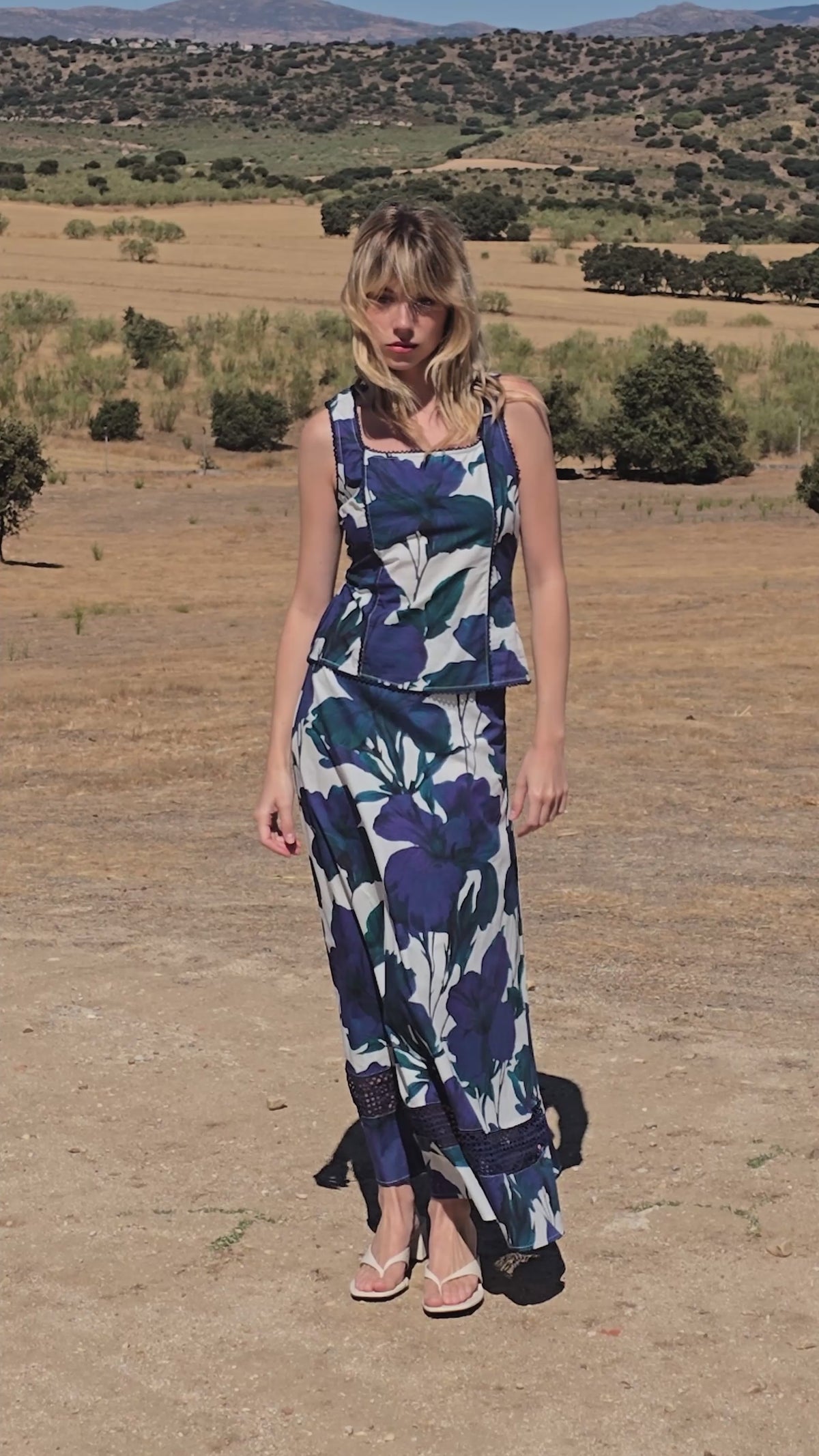 PASSIONE - Conjunto floral azul