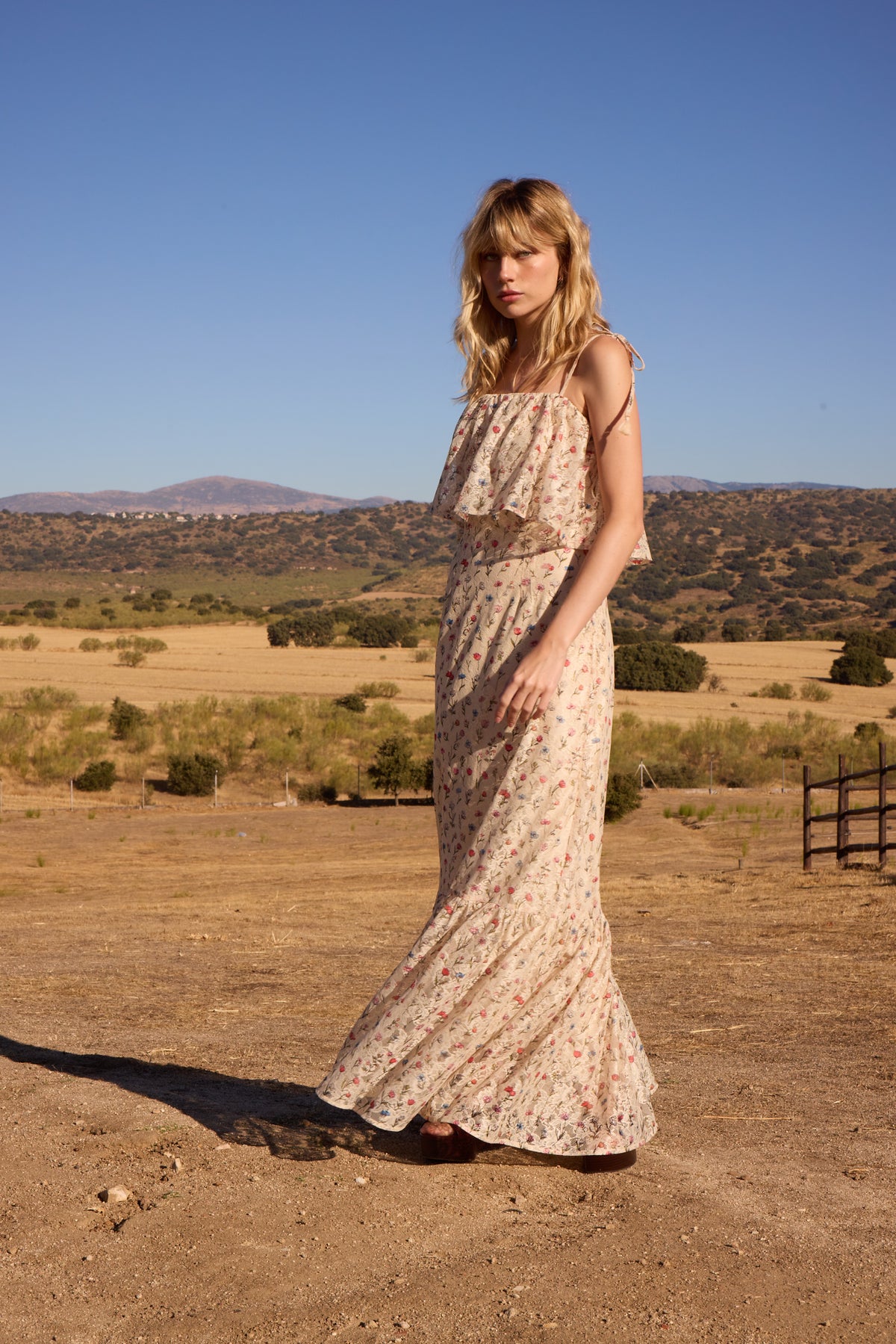 FELICITA BLOOM - Vestido boho encaje estampado mini flores