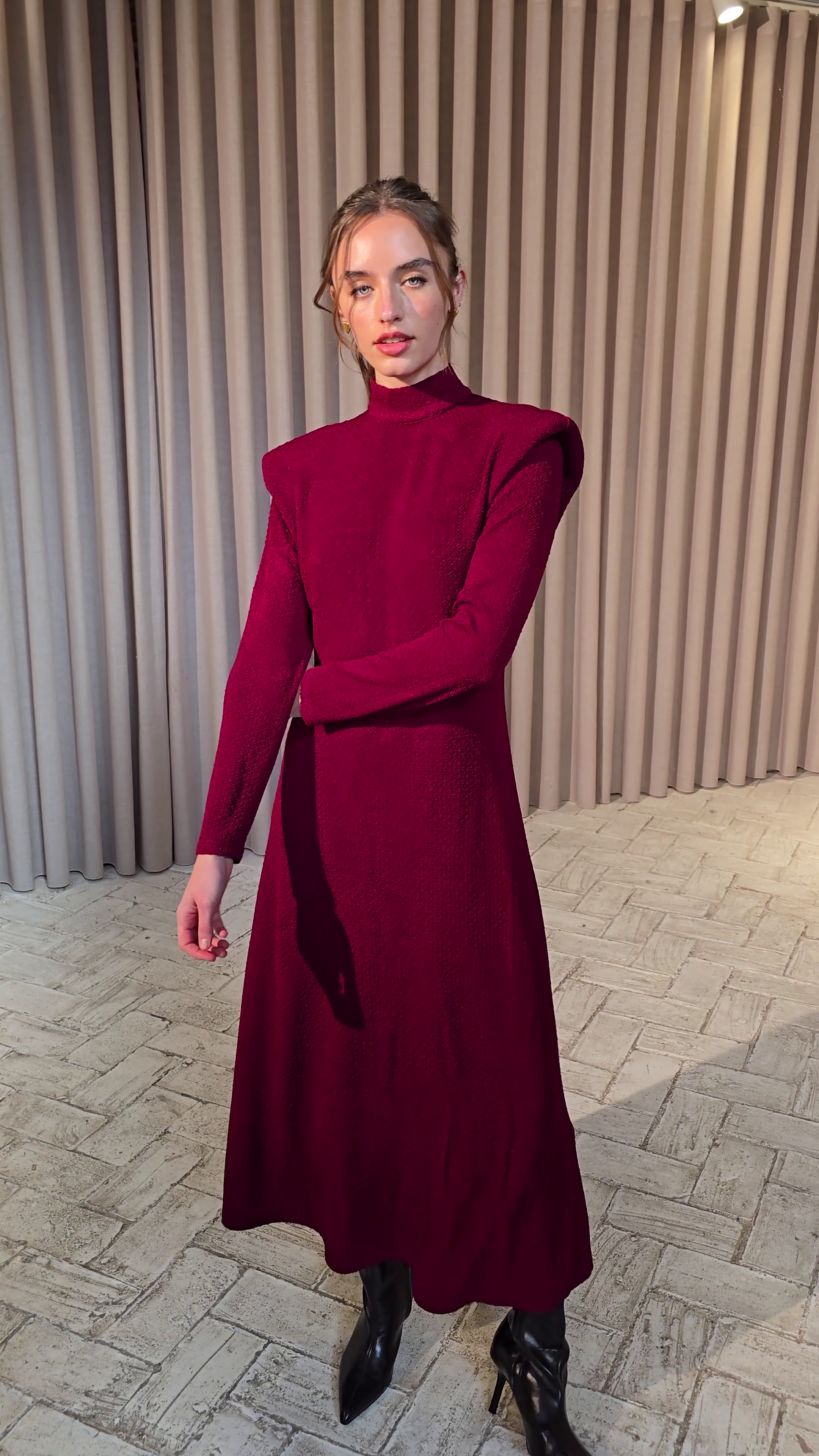 CHIARA GRANA - Vestido tejido punto textura granate