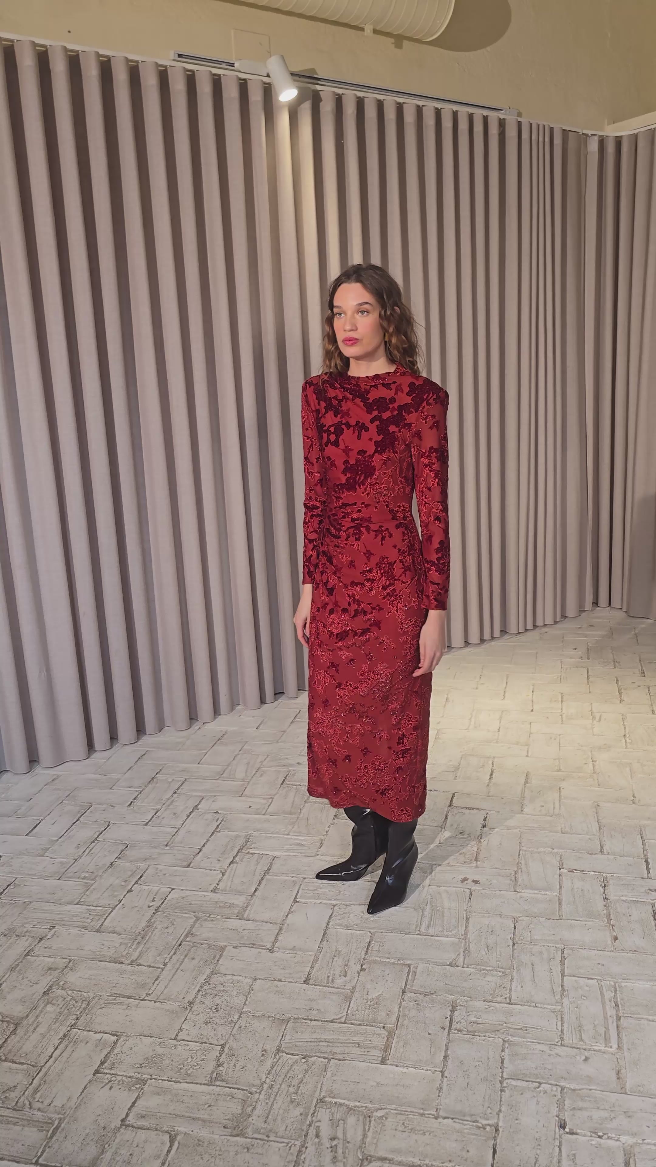 SOMBRA VELVET - Vestido midi terciopelo devoré flores