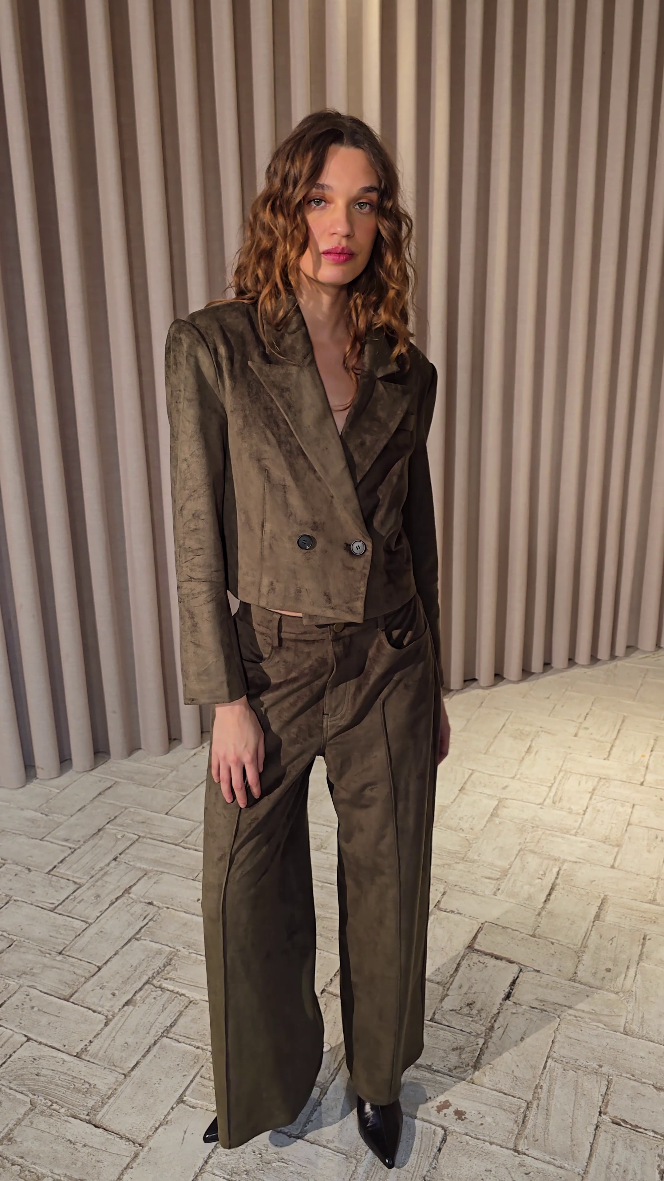 DUSK SUEDE PANT - Pantalón cinco bolsillos ante verde