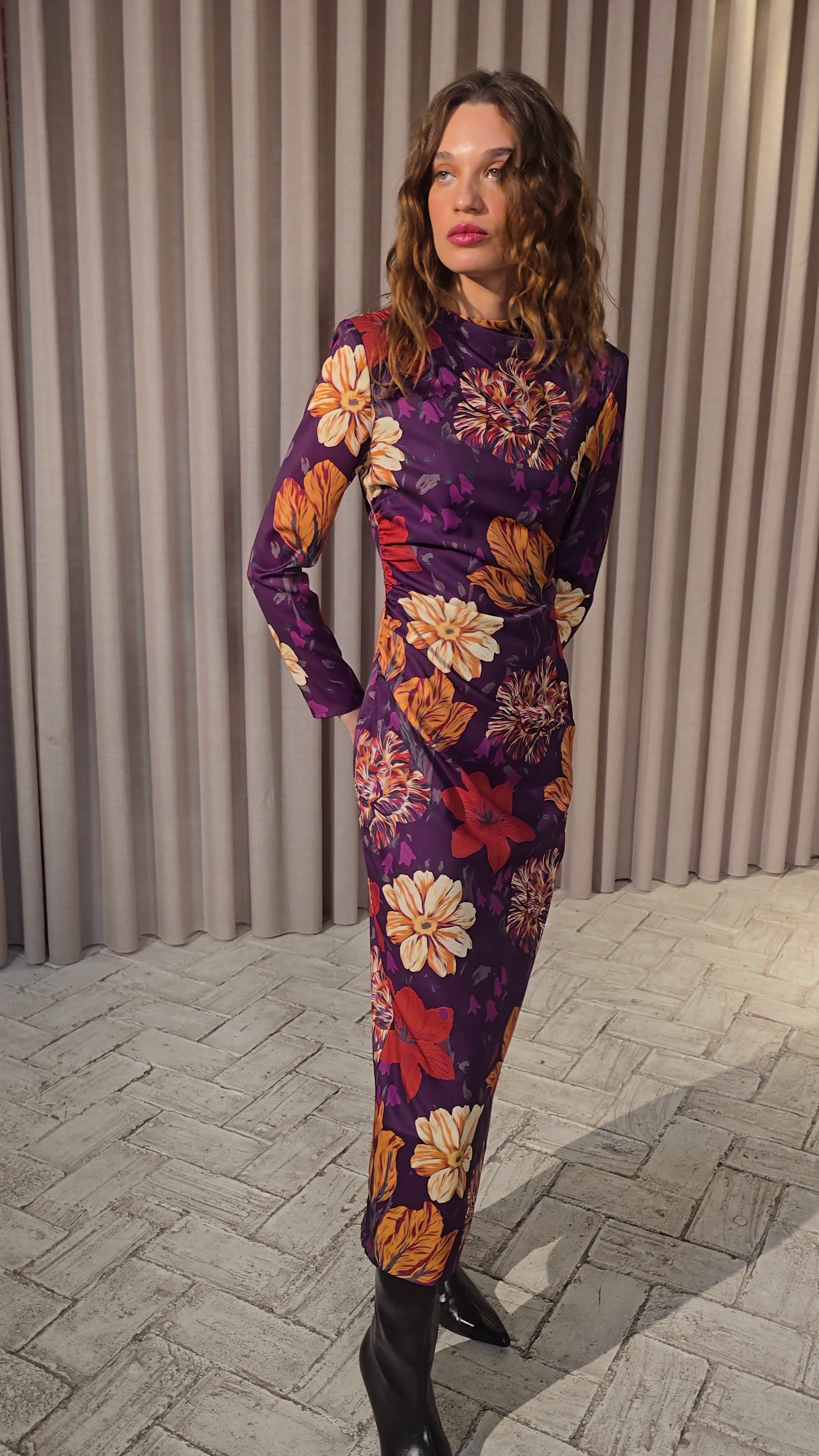 SOMBRA FLOWERS - Vestido midi estampado flores